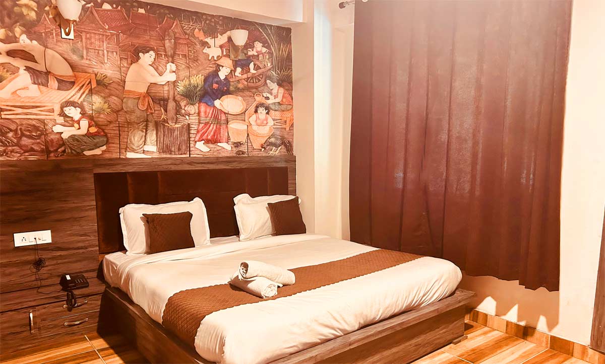 luxury room booking in dharamshala